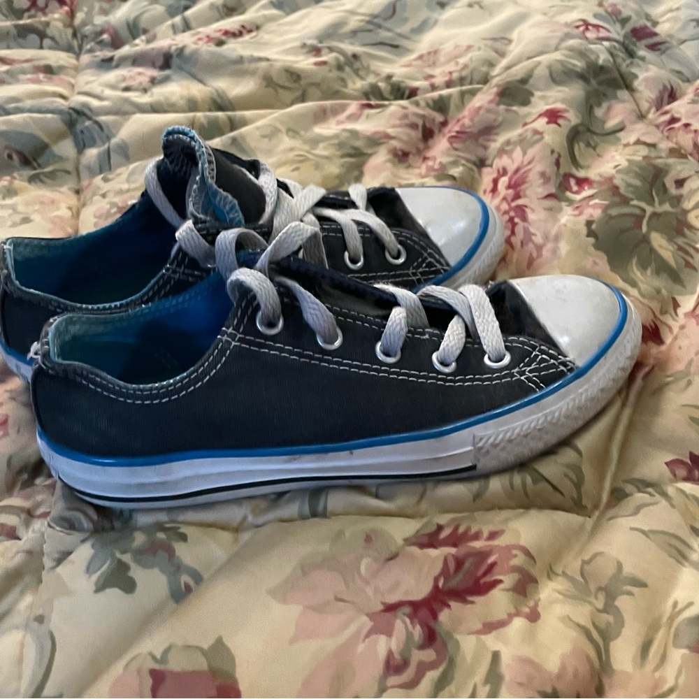 Converse Chuck Taylor All Star Youth Low Top Shoes Size 1 Black White Blue